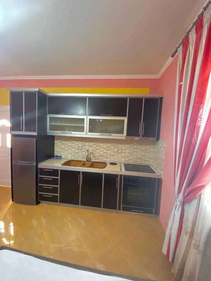 Duraj Apartment ساراندا المظهر الخارجي الصورة