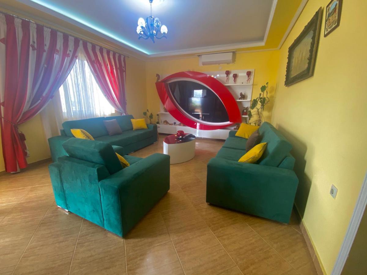 Duraj Apartment ساراندا المظهر الخارجي الصورة